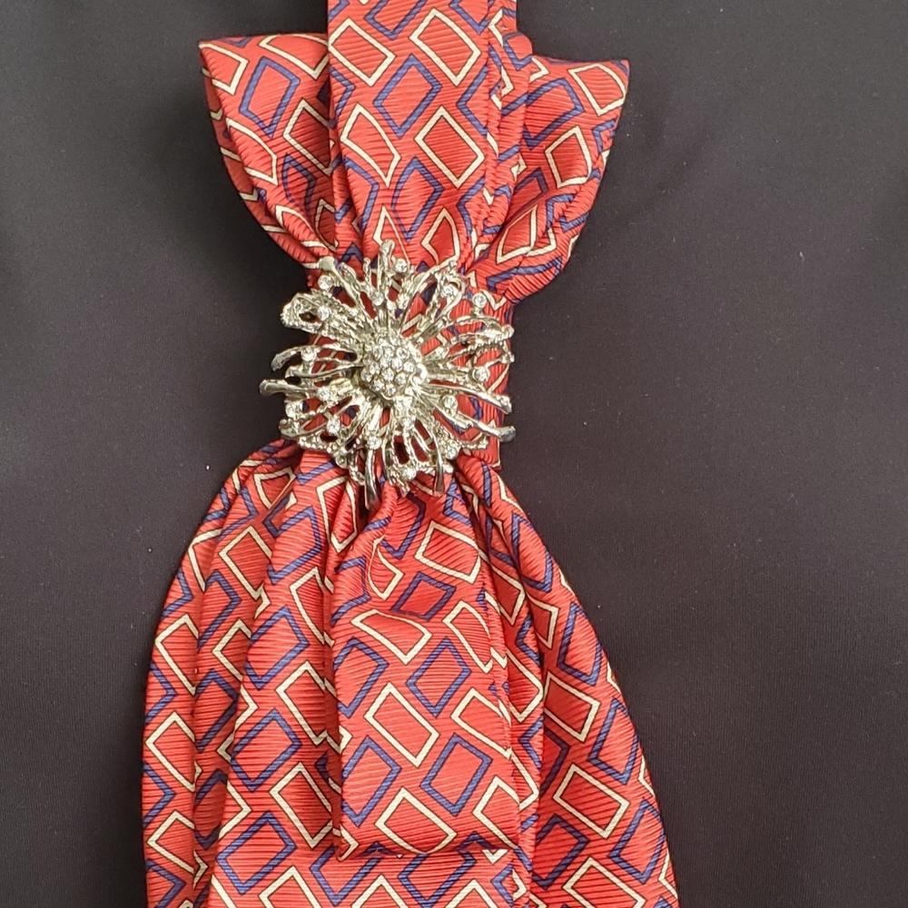 Red Geometric Tie Necklac with Sparkling Silver Floral Brooch and Pearl Necklace